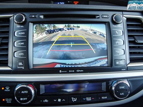 Used 2019 Toyota Highlander Limited image 19