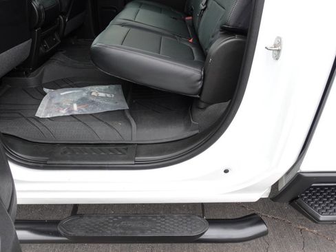 Used 2023 Chevrolet Silverado 2500 LT w/ Snow Plow Prep/Camper Package image 21