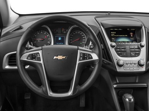 Used 2017 Chevrolet Equinox LT FWD image 56
