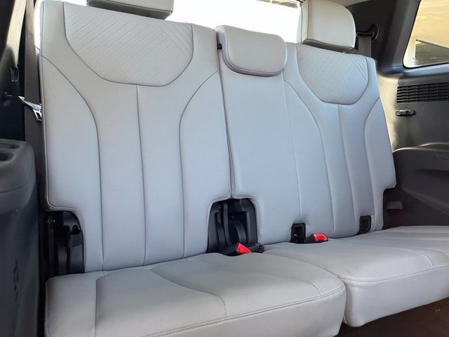 Used 2024 Hyundai Palisade SEL w/ Premium Package FWD image 38