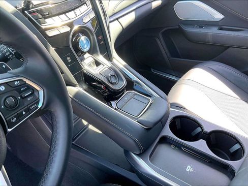 Used 2025 Acura RDX SH-AWD w/ Technology Package image 19