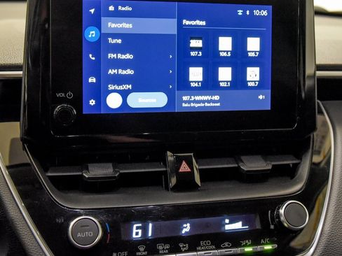 Used 2023 Toyota Corolla Cross LE image 7