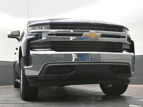 Used 2019 Chevrolet Silverado 1500 LT w/ Texas Edition AWD/4WD image 44