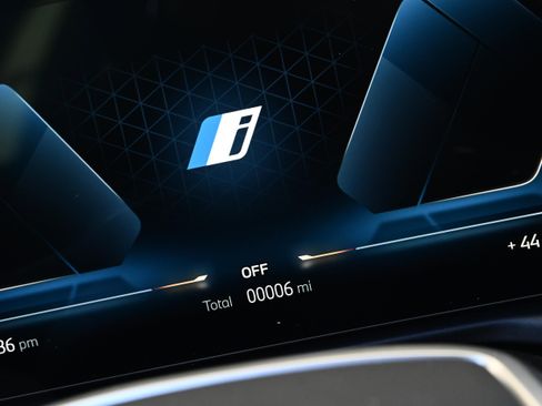 New 2026 BMW i4 xDrive40i w/ Premium Package image 23