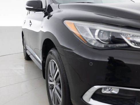 Used 2019 INFINITI QX60 Luxe w/ Essential Package AWD/4WD image 11
