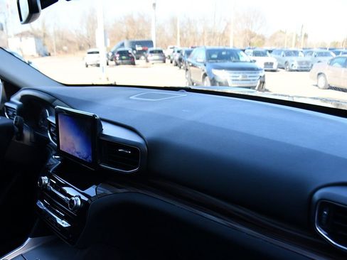 Used 2023 Ford Explorer Limited w/ Equipment Group 301A image 15