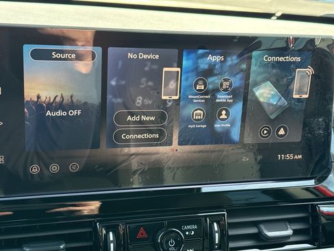 New 2026 Nissan Pathfinder SL image 18