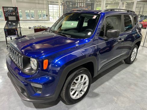 Used 2021 Jeep Renegade Sport w/ Sport Appearance Group AWD/4WD image 11