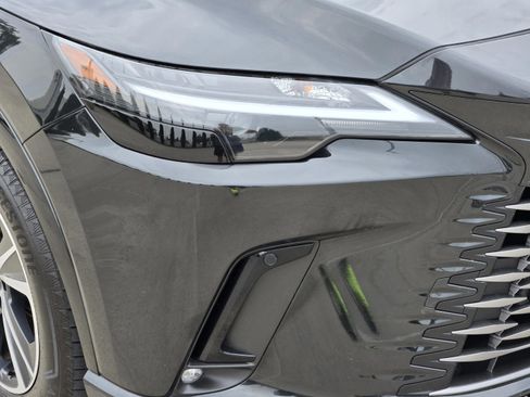 Used 2025 Lexus RX 350 Premium w/ Accessory Package (Z1) FWD image 39