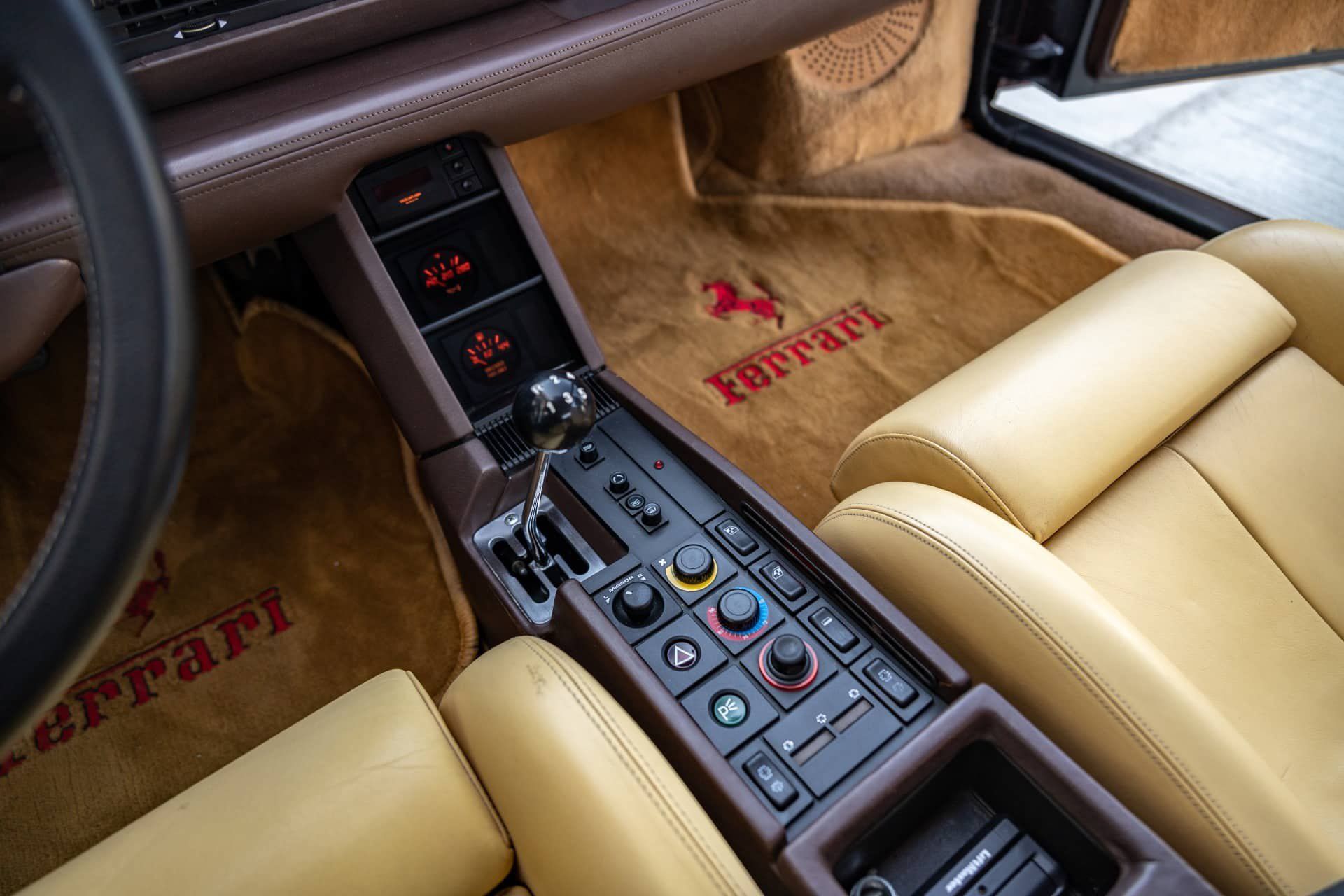 Used 1989 Ferrari Testarossa RWD image 17
