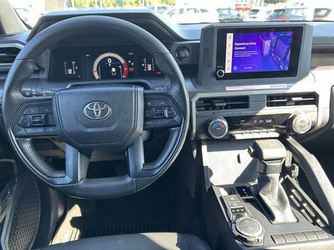 Used 2024 Toyota Tacoma SR5 AWD/4WD image 17