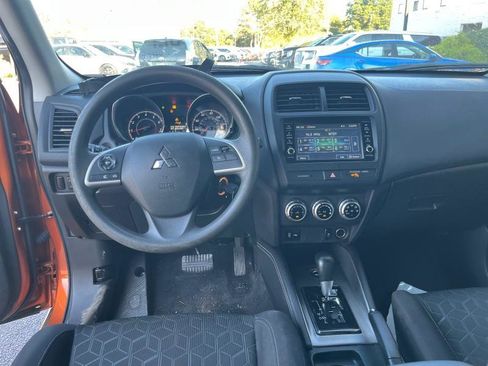 Used 2022 Mitsubishi Outlander Sport SE image 29