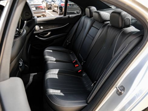 Used 2017 Mercedes-Benz E 300 image 41