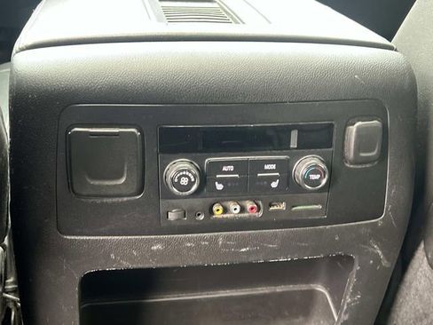 Used 2016 GMC Yukon SLT w/ Open Road Package image 14