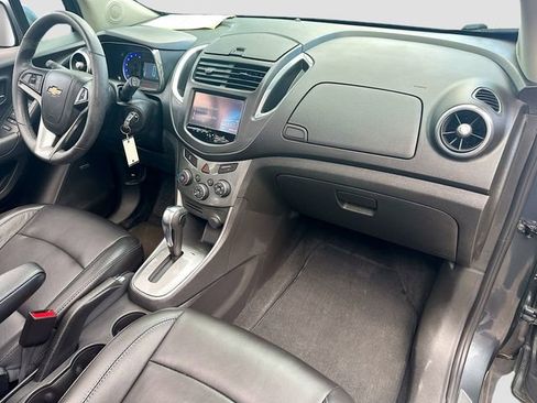 Used 2016 Chevrolet Trax LTZ image 30