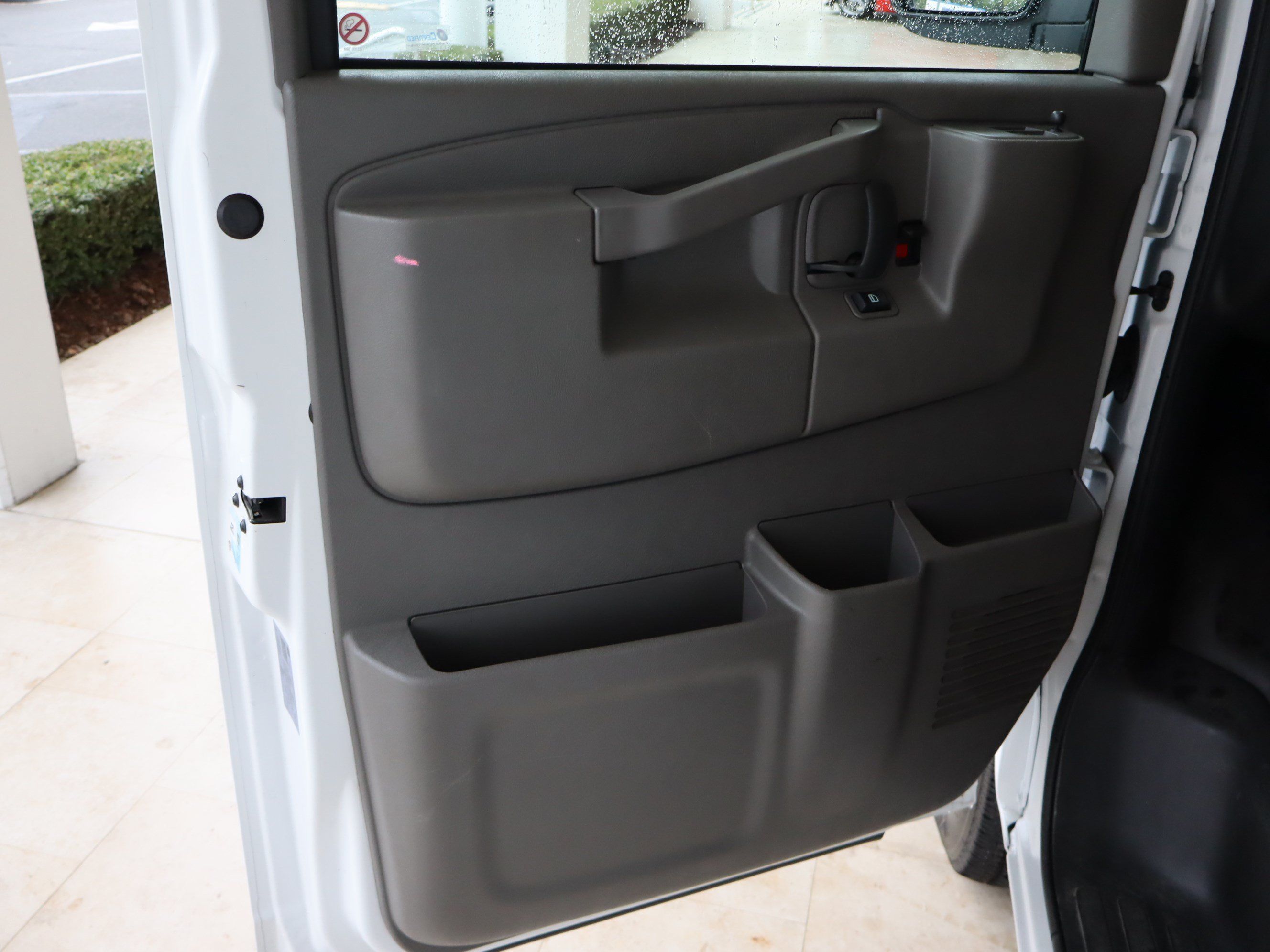 Used 2025 Chevrolet Express 2500 w/ Driver Convenience Package RWD image 14