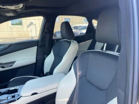 Used 2024 Lexus NX 350 AWD image 5