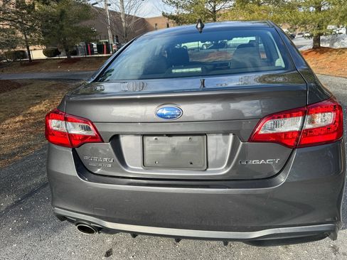 Used 2019 Subaru Legacy 2.5i Premium image 24