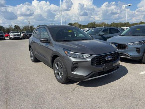 New 2026 Ford Escape ST-Line w/ Tech Pack #1 image 2