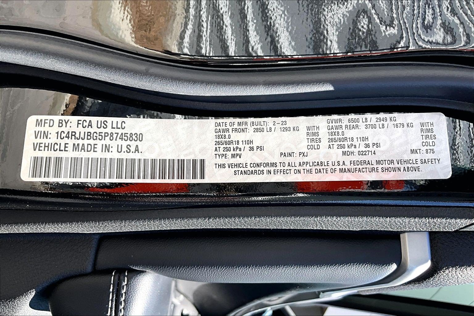 Used 2023 Jeep Grand Cherokee L Limited RWD image 35