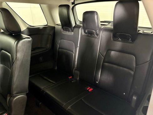 Used 2023 Nissan Pathfinder SL image 36