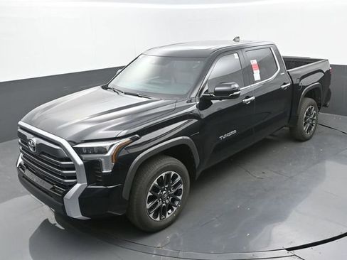 New 2026 Toyota Tundra Limited AWD/4WD image 31