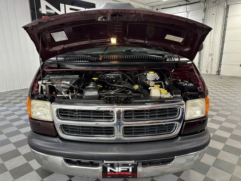 Used 2002 Dodge B1500 image 44