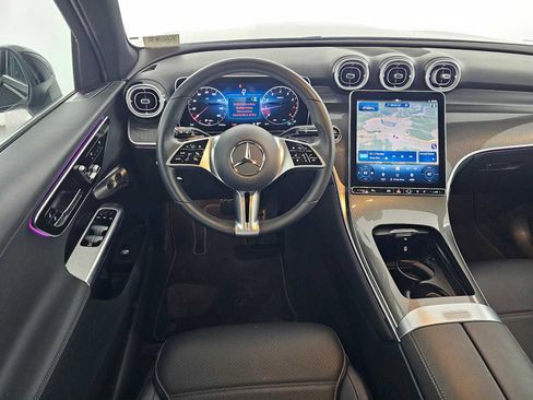 Certified 2025 Mercedes-Benz GLC 300 GLC 300 image 18