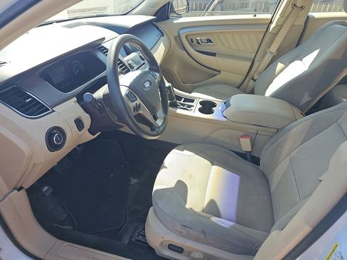 Used 2016 Ford Taurus SE FWD image 4