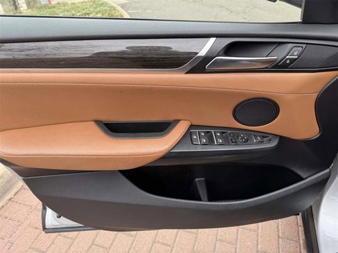 Used 2016 BMW X3 xDrive28i image 10