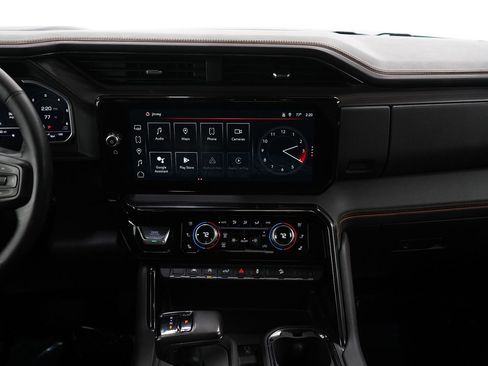 Used 2022 GMC Sierra 1500 AT4 AWD/4WD image 16