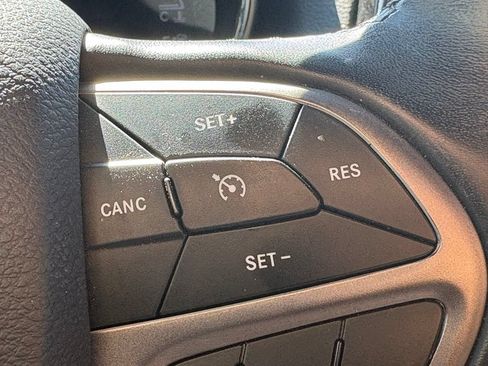 Used 2021 Jeep Grand Cherokee Freedom Edition RWD image 16