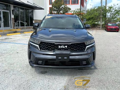 Used 2023 Kia Sorento EX AWD/4WD image 2