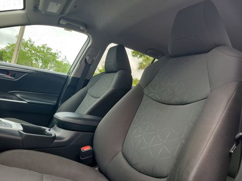 Used 2024 Toyota RAV4 AWD Hybrid image 23