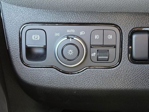 New 2026 Mercedes-Benz Sprinter 2500 image 36