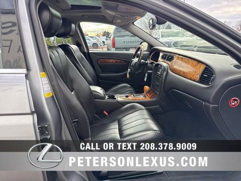 Used 2007 Jaguar S-TYPE 3.0 image 12