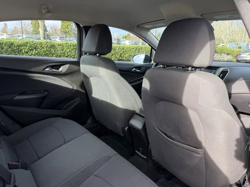 Used 2018 Chevrolet Cruze LT w/ LT Fleet Convenience Package image 31