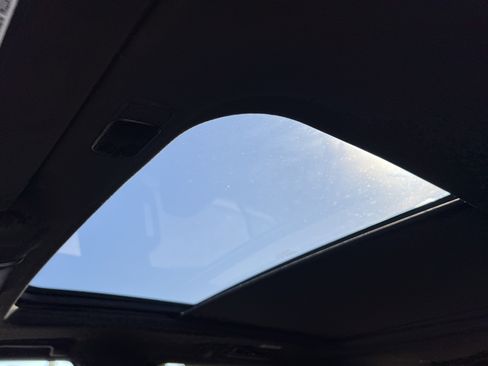 Used 2024 GMC Yukon AT4 image 12