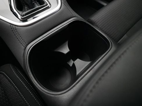 Used 2024 Subaru Outback Premium image 17