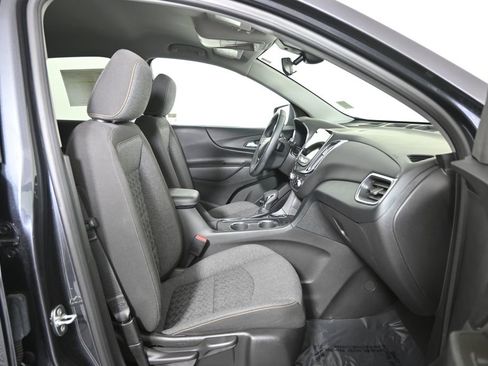 Used 2023 Chevrolet Equinox LT AWD/4WD image 13