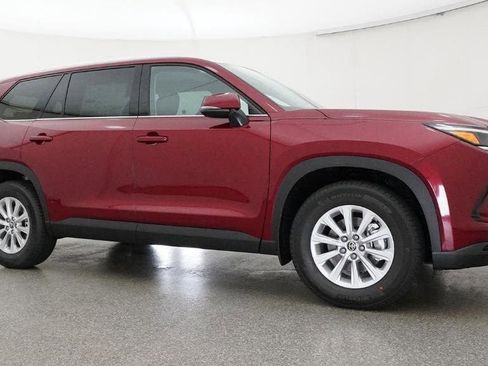 New 2026 Toyota Grand Highlander XLE image 28