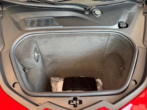 Used 2026 Chevrolet Corvette Stingray Preferred Cpe w/ Battery Protection Package RWD image 37