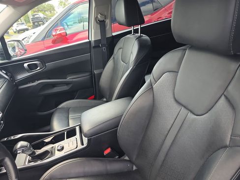 Used 2022 Kia Sorento S image 20
