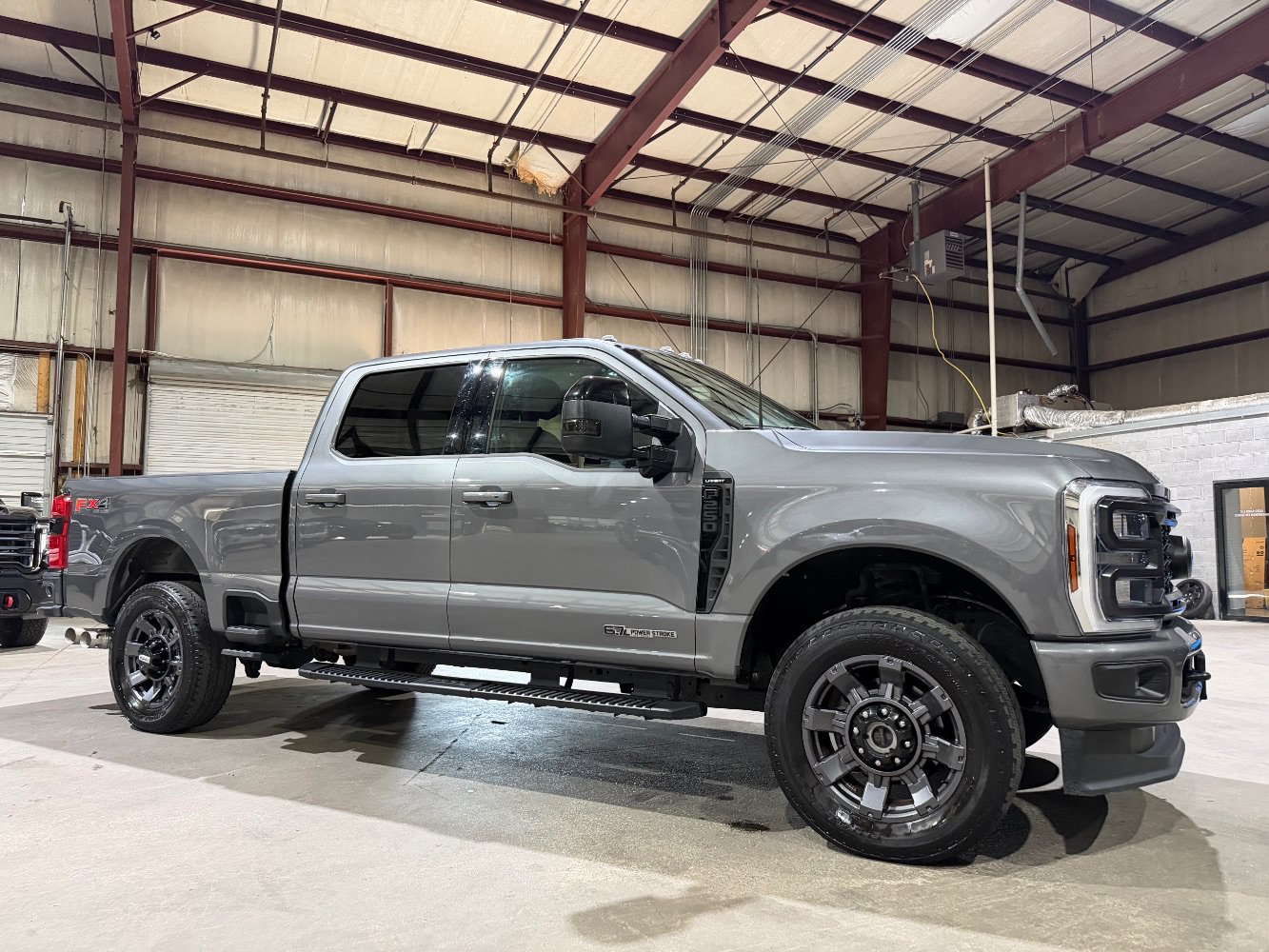 Used 2024 Ford F250 Lariat w/ Sport Appearance Package AWD/4WD image 3