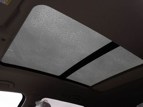 New 2026 Volkswagen Atlas SE image 31