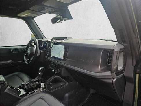 Used 2024 Ford Bronco Everglades image 19
