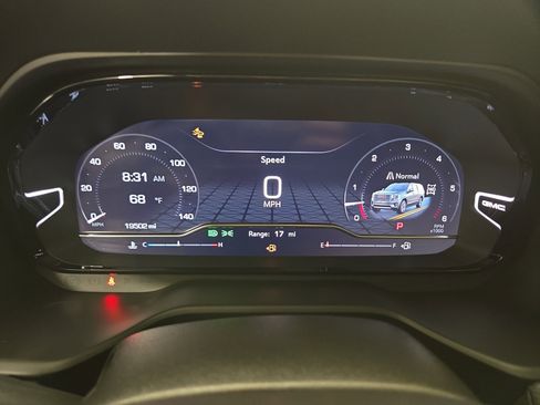 Certified 2024 GMC Yukon Denali image 18