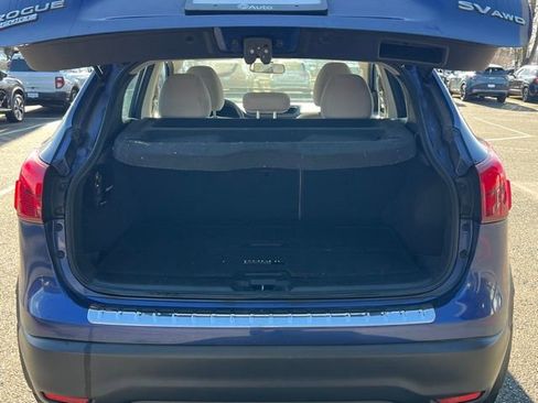 Used 2018 Nissan Rogue Sport SV image 8