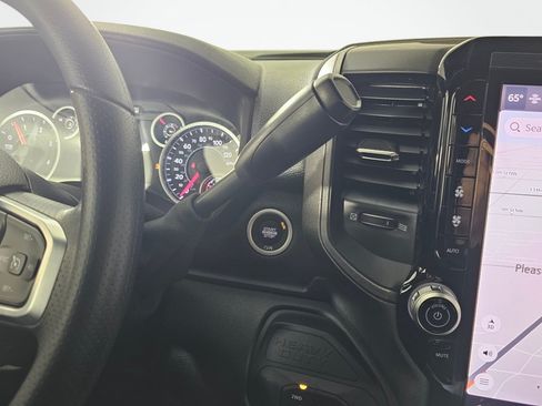 New 2026 RAM 3500 Tradesman AWD/4WD image 32