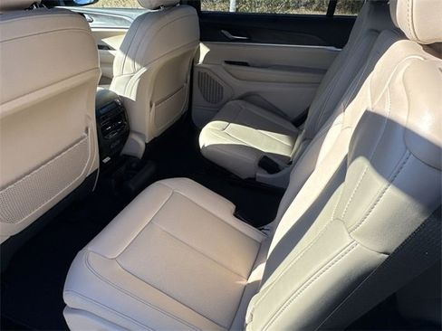 New 2025 Jeep Grand Cherokee L Limited image 20